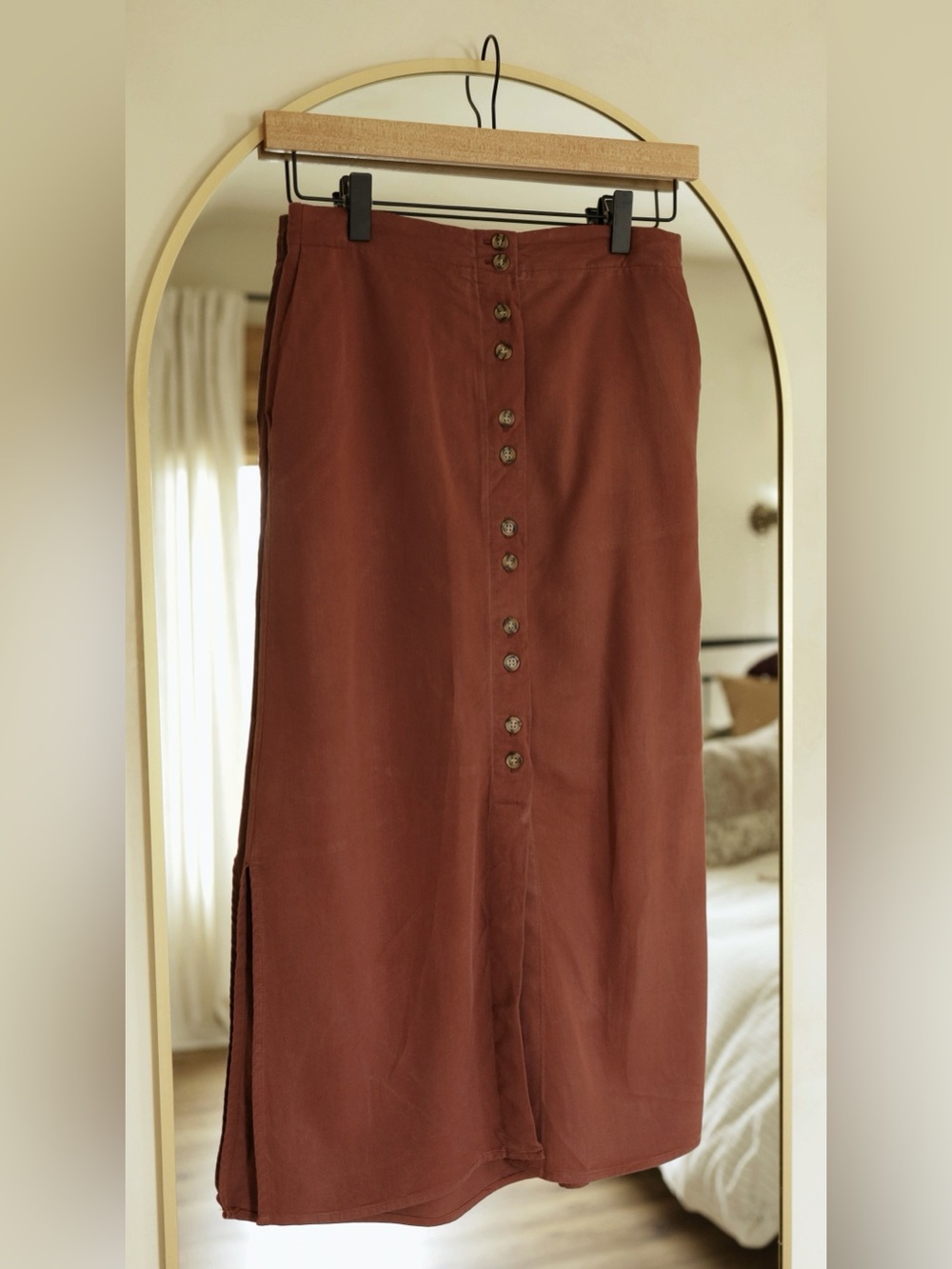 Vero Moda Button-Front Maxi Skirt in Rust Brown